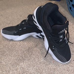 ADIDAS KIDS BASKETBALL SHOES